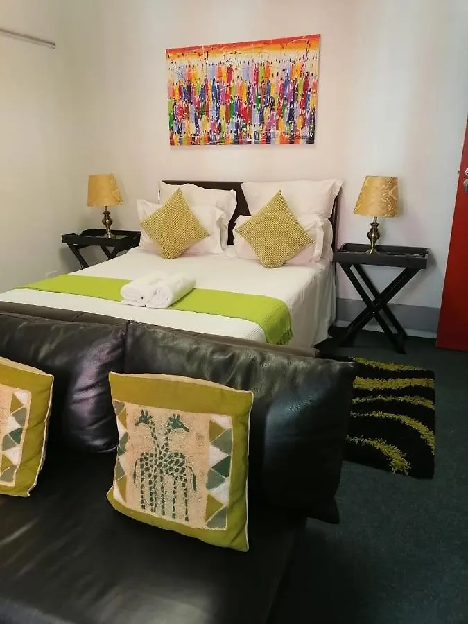 Unique Lodge Cape Town
